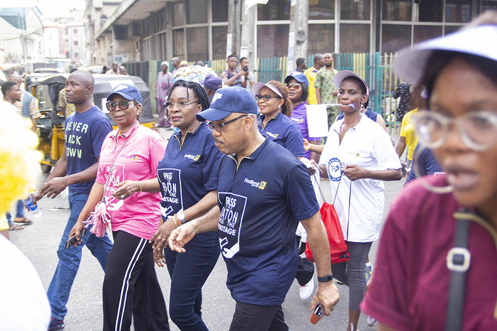 relaywalk1-1